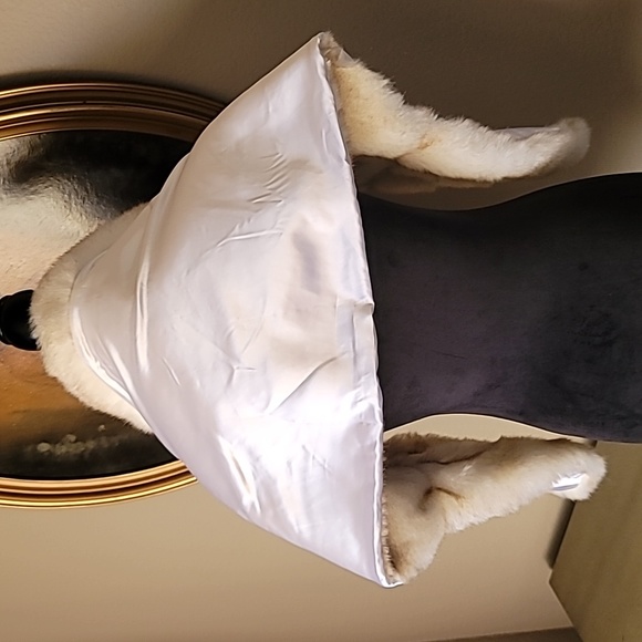 Winter White FAUX FUR MINK Stole Wrap Shrug. One Size - Picture 7 of 7